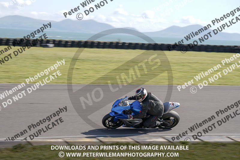 anglesey no limits trackday;anglesey photographs;anglesey trackday photographs;enduro digital images;event digital images;eventdigitalimages;no limits trackdays;peter wileman photography;racing digital images;trac mon;trackday digital images;trackday photos;ty croes